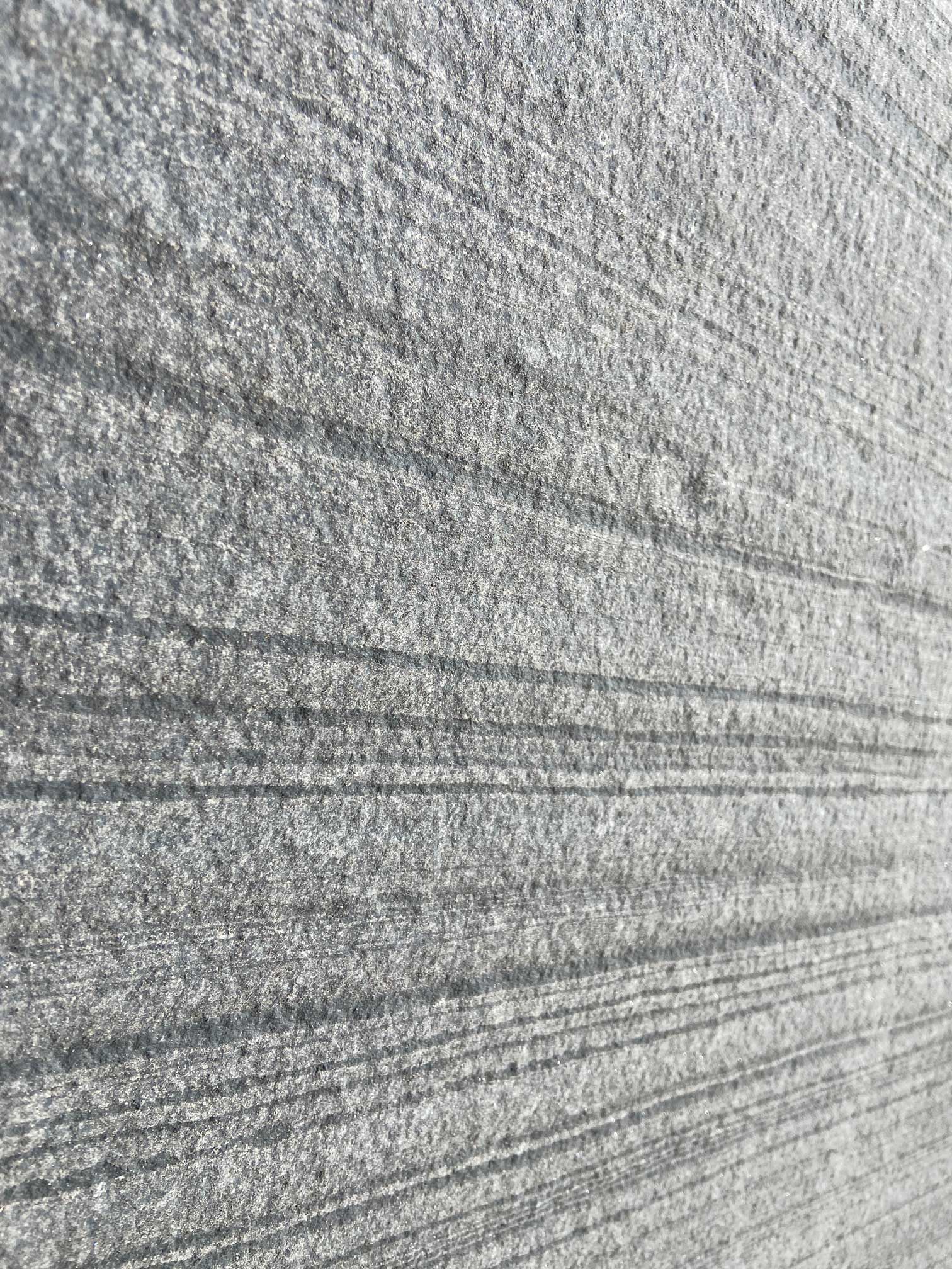 kamien-elewacyjny-ozdobny-muskeg-noir